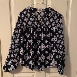 Crown & Ivy Floral Top